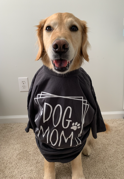 Dog Mom Tee